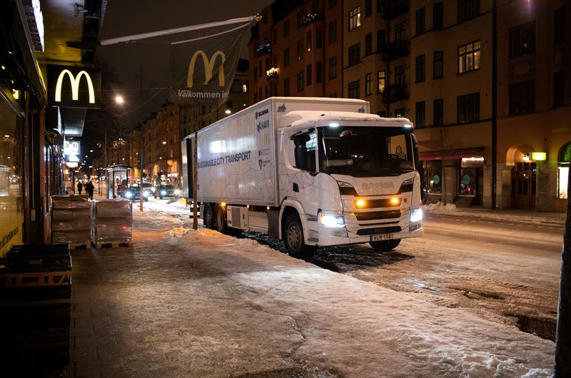 Smart Hybrid Trucks to Silently Deliver to McDonald’s Locations in Stockholm
