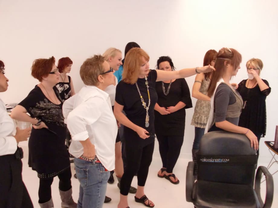 Simplicity Extensions and Vivienne Mackinder Offer Training