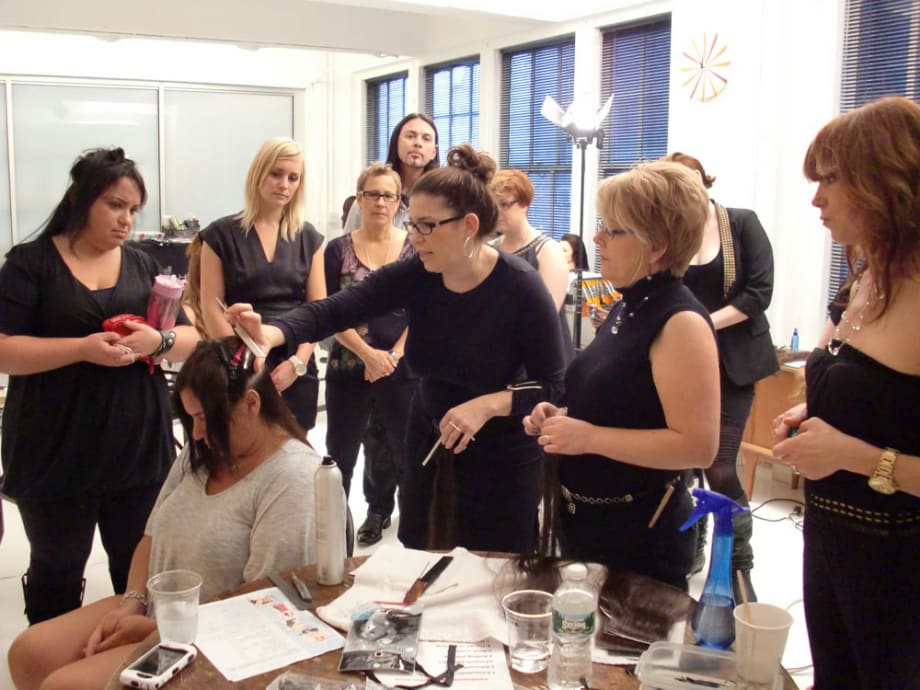 Simplicity Extensions and Vivienne Mackinder Offer Training