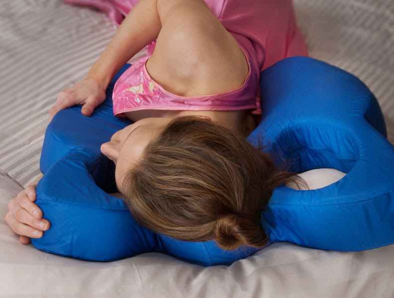 Sleep Wrinkles 101 and How to Avoid Them