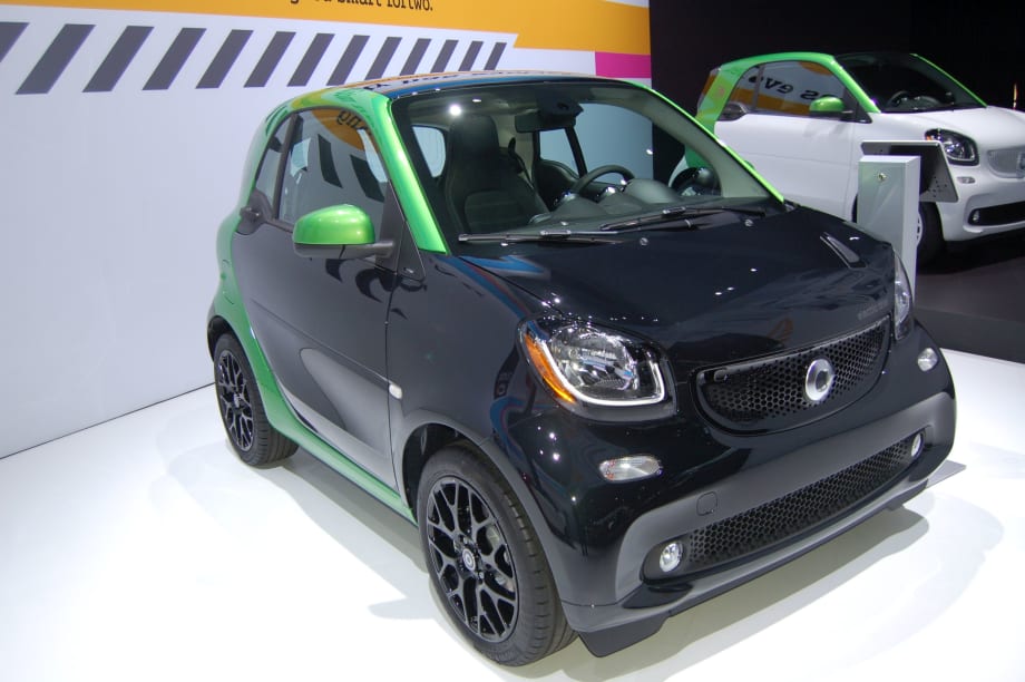 Daimler Offers Flexible Renting With Smart Vehicles