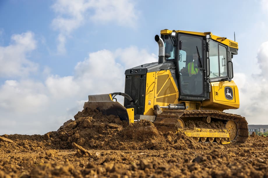 John Deere Debuts its Next Generation of SmartGrade Technology on Small Dozers