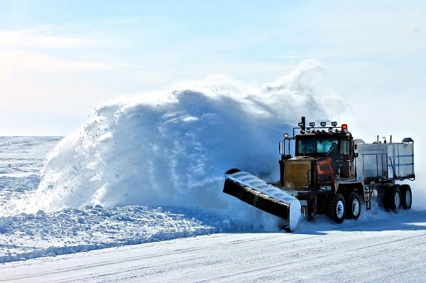 Illinois DOT Adds Snow Fighting, Safety Software