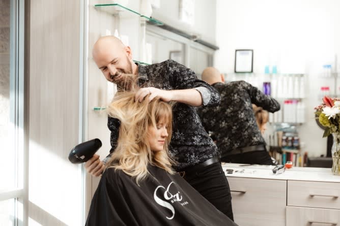  Sola Salon Studios Opens 450th Location
