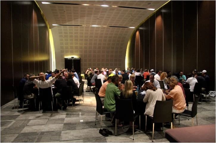 Sola Salon Studios Holds Summit