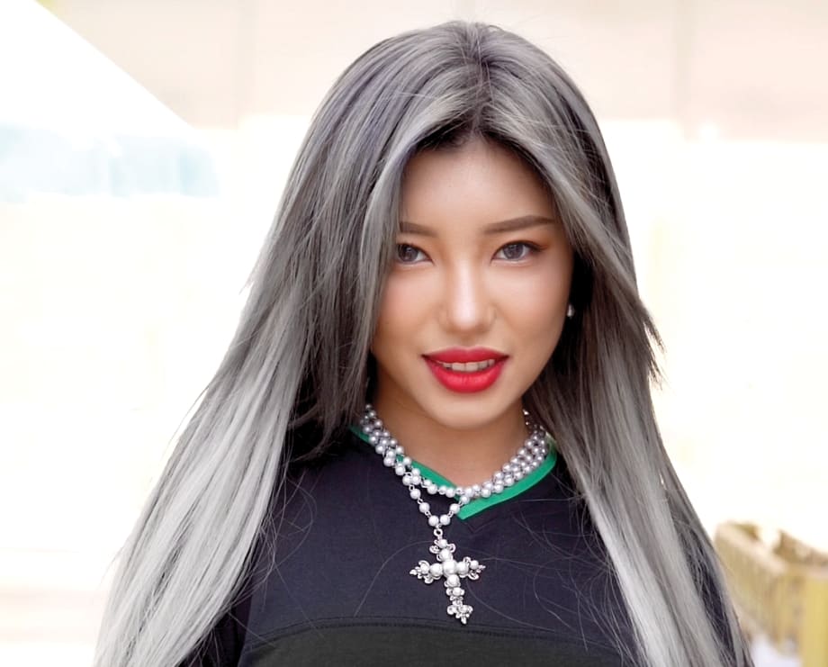 Celeb Luxury Launches Viral Graphite Color-Depositing Shampoo & Conditioner