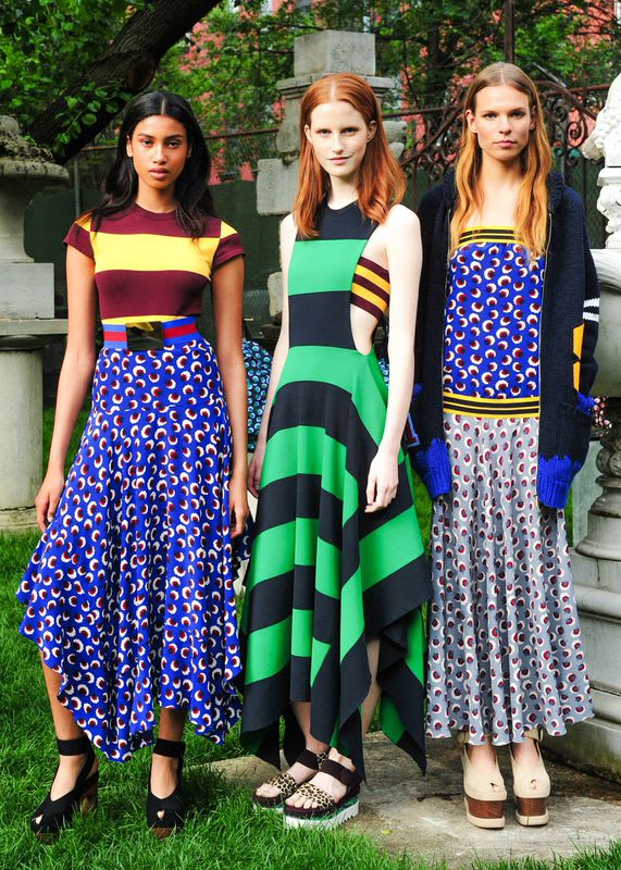 HOW TO: Uniform Long Soft Waves For Stella McCartney