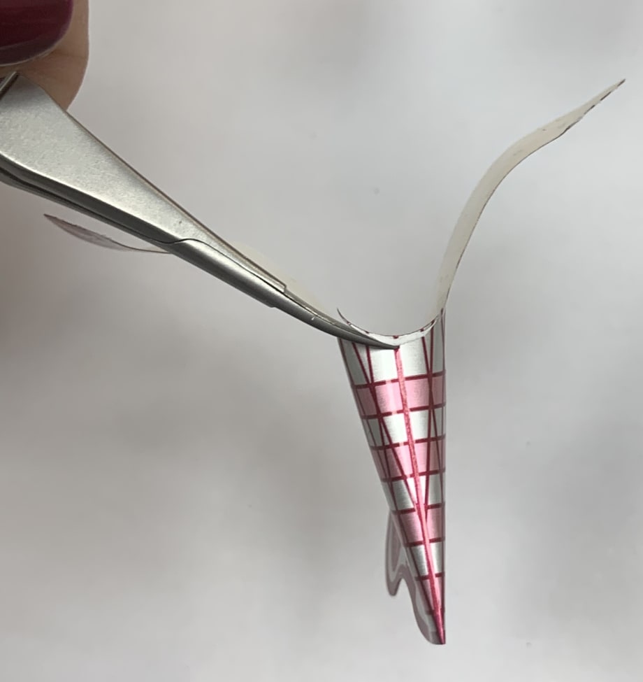  How to Tailor a Nail Form and Create a Ballerina Shape for a Nail Biter