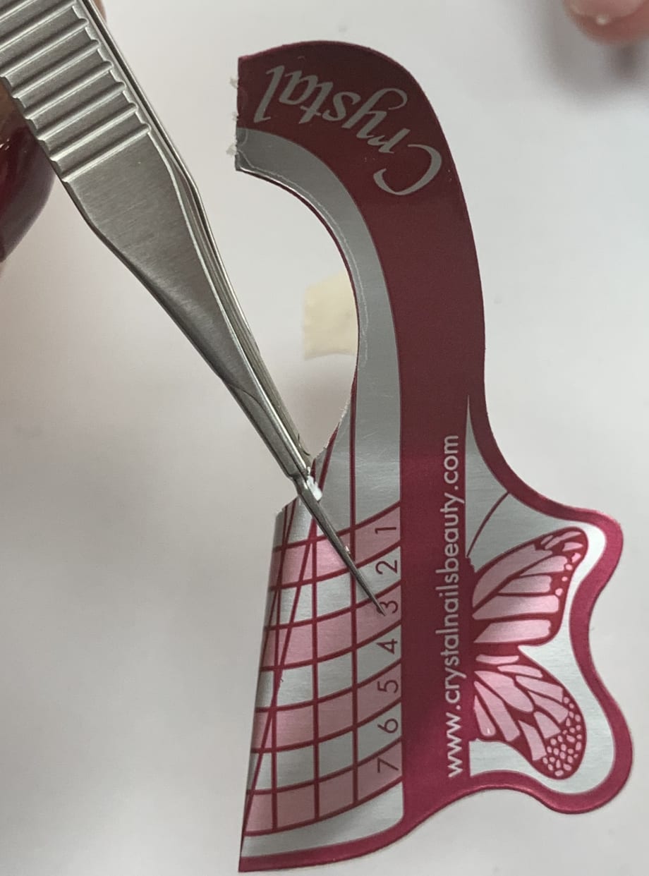  How to Tailor a Nail Form and Create a Ballerina Shape for a Nail Biter
