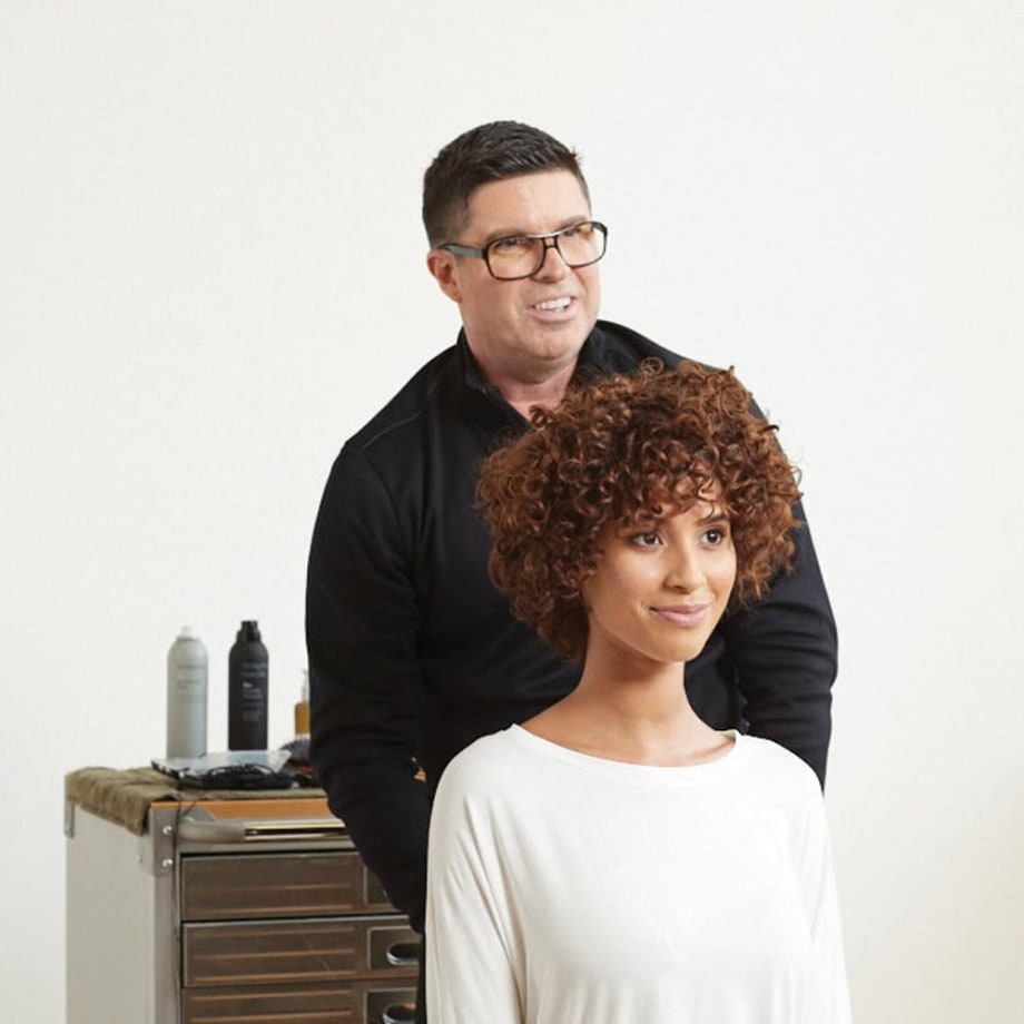 HOW-TO: Bouncy & Frizz-Free '80s-Inspired Curls