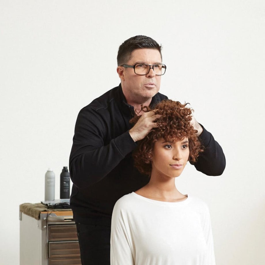 HOW-TO: Bouncy & Frizz-Free '80s-Inspired Curls