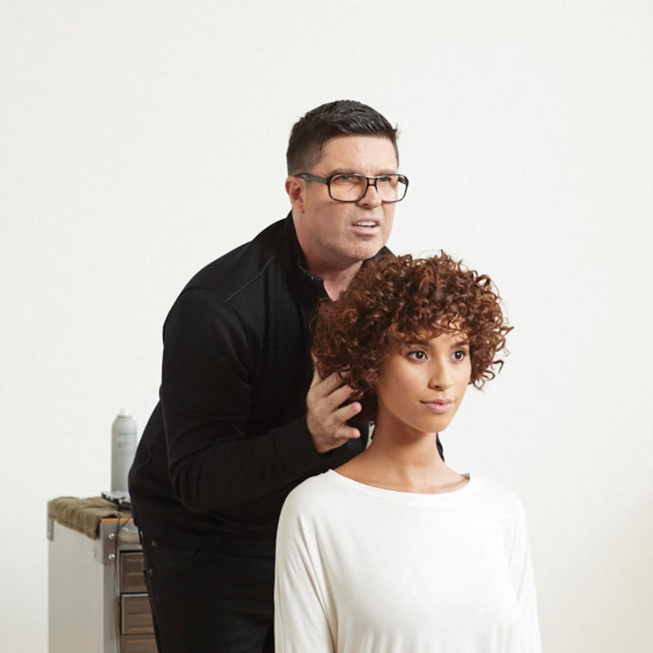 HOW-TO: Bouncy & Frizz-Free '80s-Inspired Curls