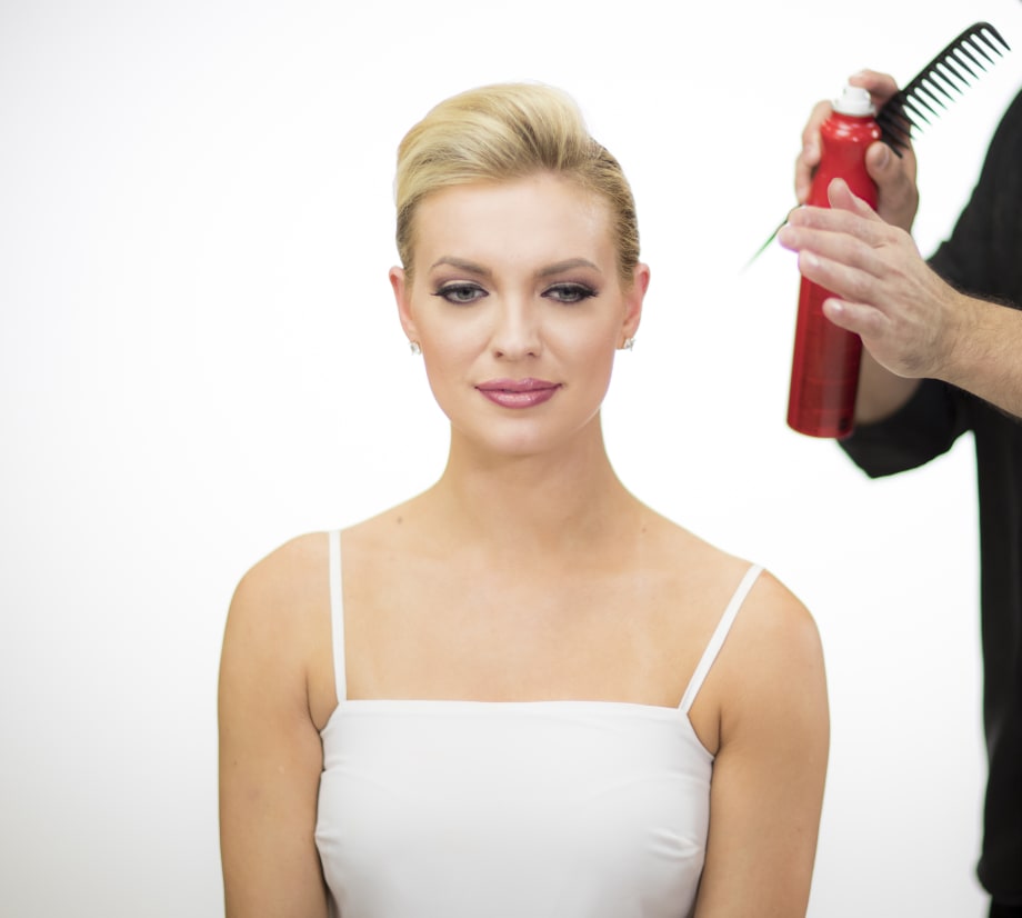 VIDEO HOW-TO: The Ultimate Glam Ponytail