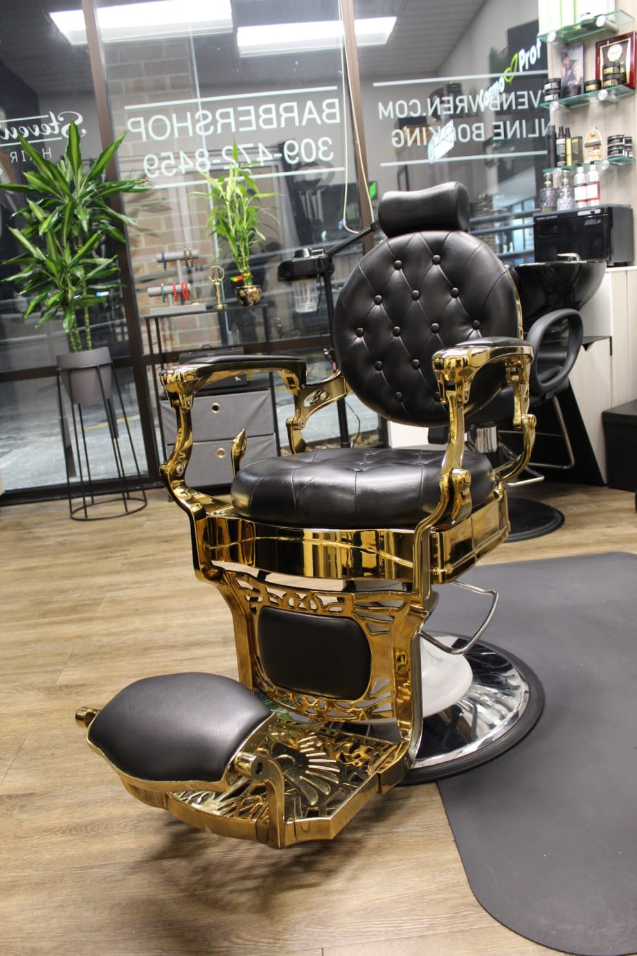 Barbering Independence: Inside the Shop with Steve Wren