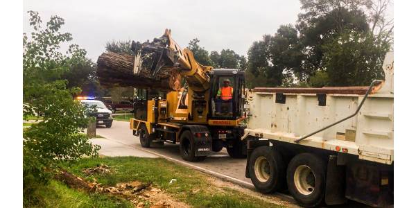 John Deere Expands Performance Tiering Excavator Lines