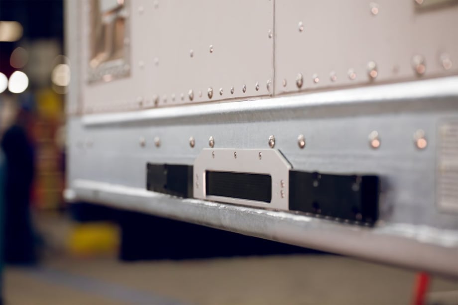 Stoughton Trailers Unveils Automatic Trailer Air and Connection Line System