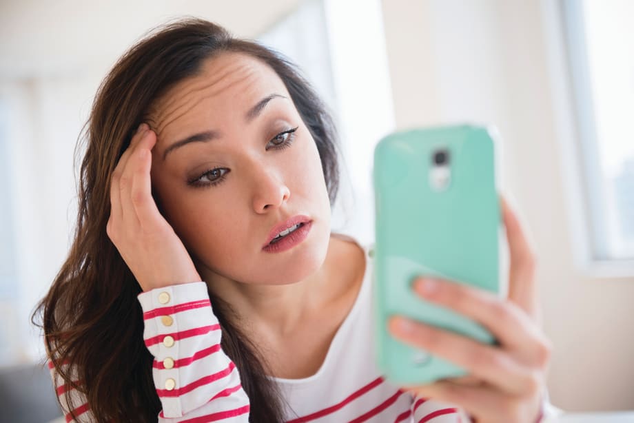8 Subtle Symptoms That Indicate if You're Stressing Out!