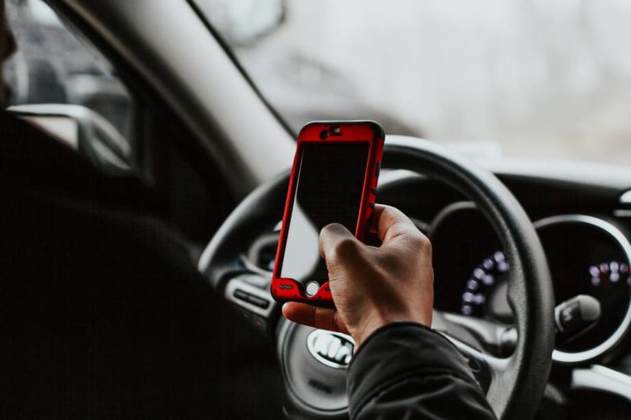 Study: Hands-Free Laws Save Lives