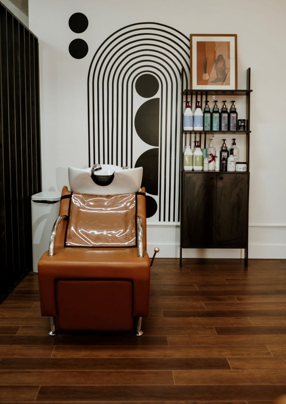 SALON DESIGN: Creating Her Home, Suite Home