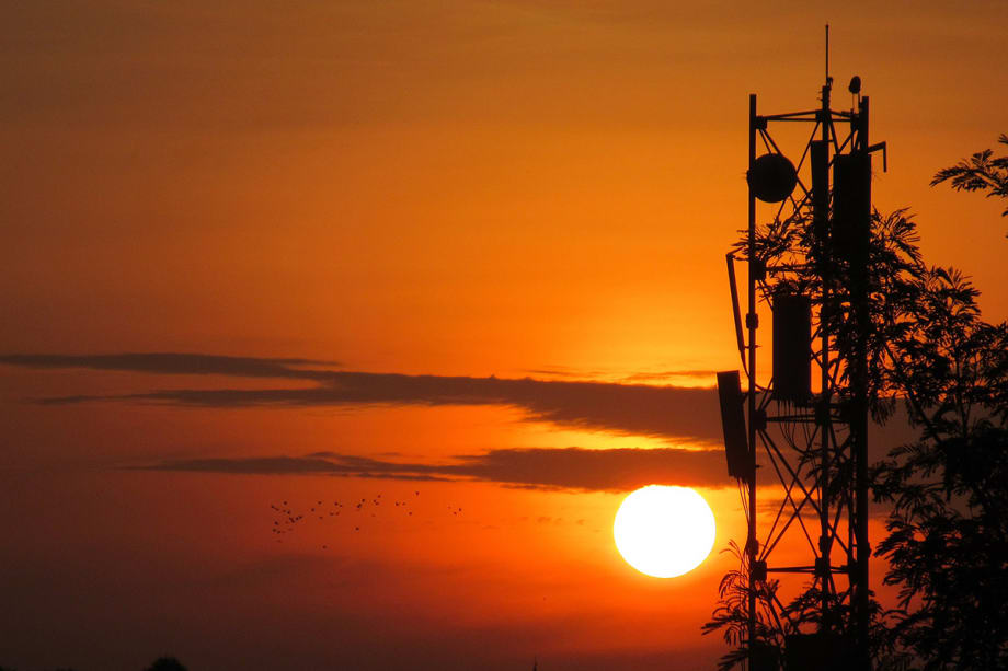 Wireless Carriers Sunset Support for Earlier Technologies