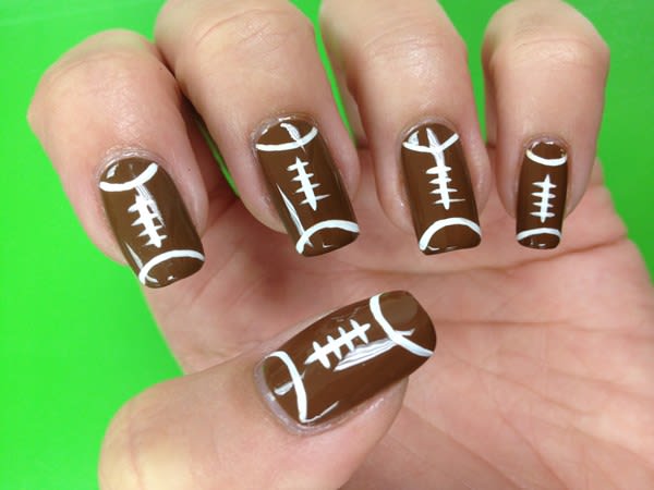 Fanicure: Super Bowl-Inspired Nails
