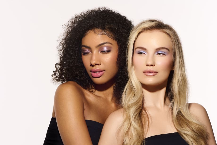Bodyography Unveils Exhilarating New Campaign: Glow on the Go