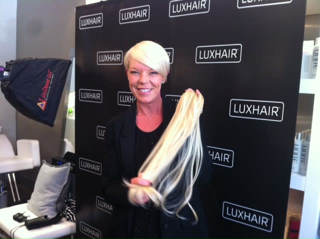 Tabatha and LuxHair How Launch a Circle Extension