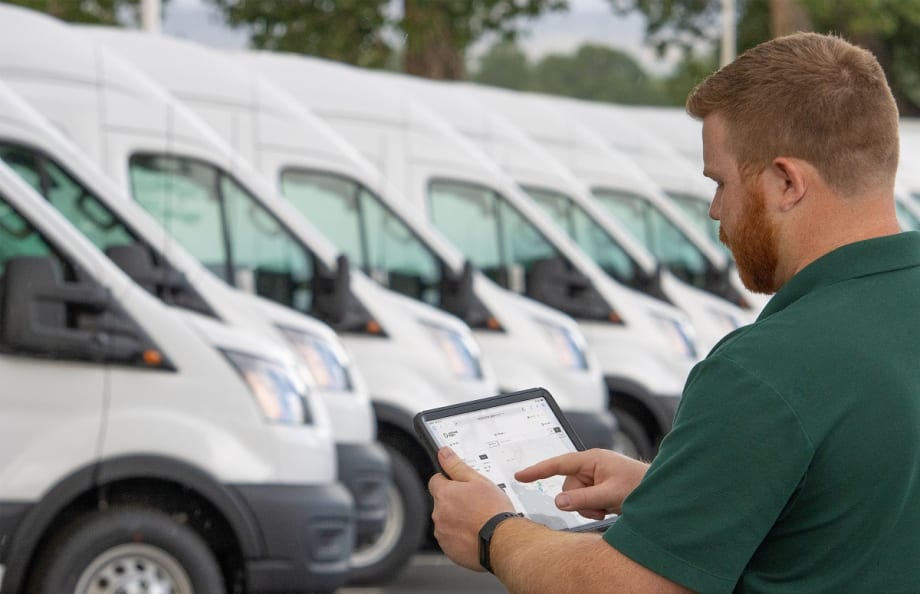 Lightning eMotors Launches EV Telematics and Charger Management Software