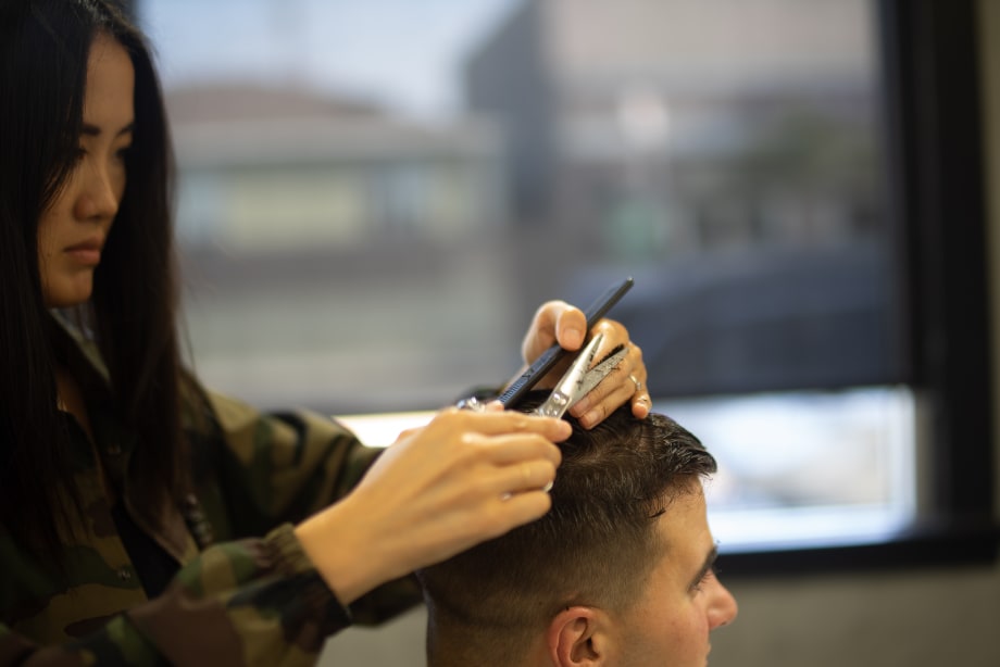 Hairstylists: How to Avoid Wrist & Hand Pain 