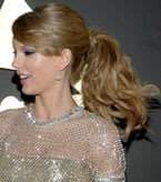 HOW-TO: Taylor Swift's Grammys Power Pony