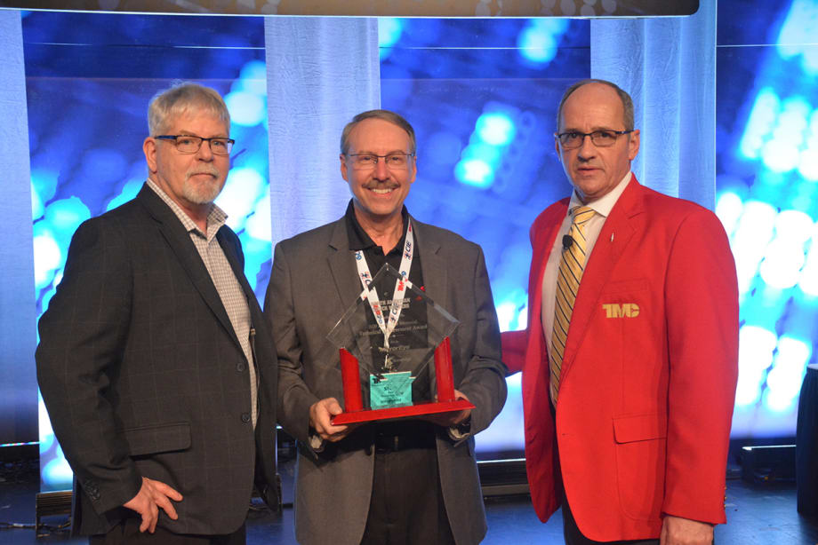 Stoneridge MirrorEye Wins Technical Achievement Award