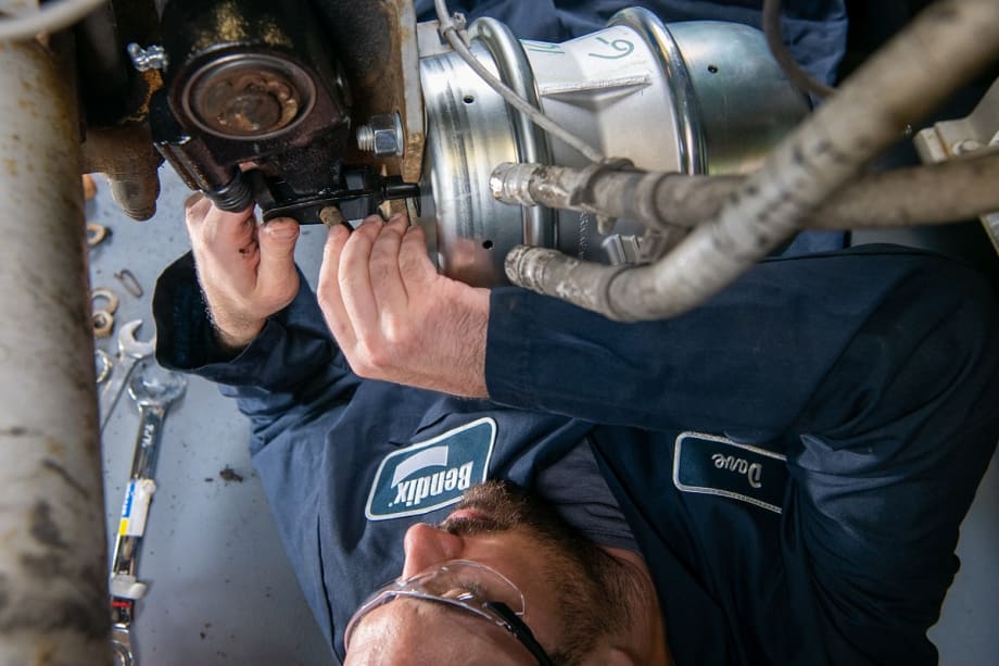 Avoiding Unplanned Downtime With Proper Air System and Brake Maintenance