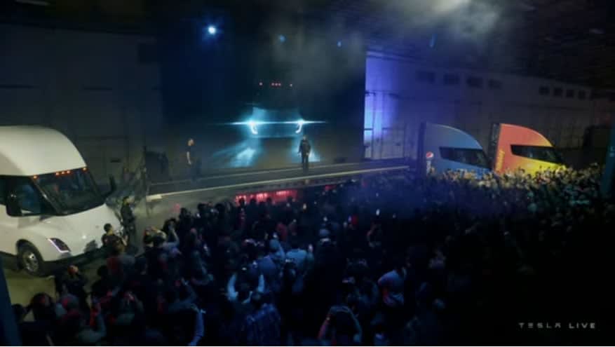 Tesla Electric Semi Truck Debuts for Real