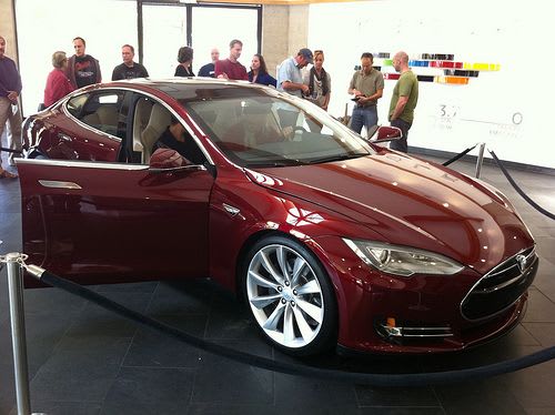 Conn. Dealer Association Launches Controversial Anti-Tesla Site