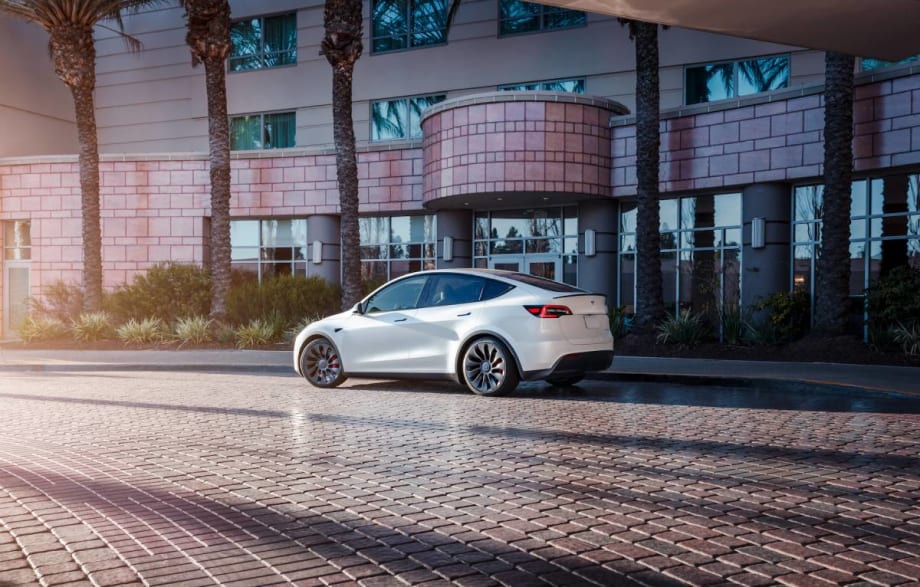 Electric Outsells Diesel in UK Market on Back of Fleet Demand
