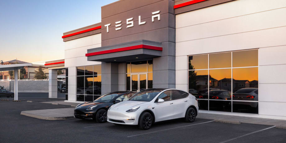 Automakers Urge Congress to Lift EV Tax Credit Cap