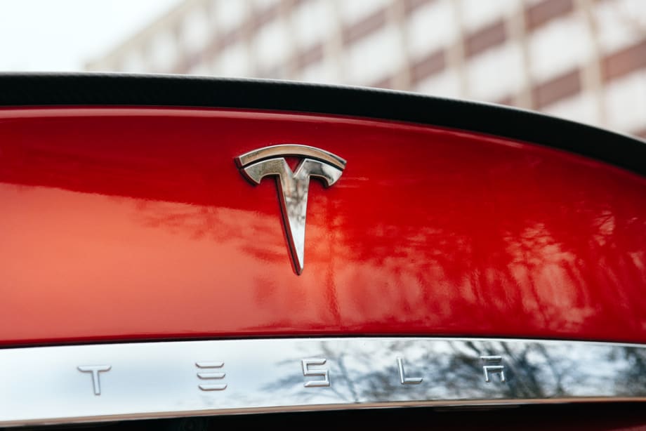 Fatal Tesla Crashes Raise Autopilot Concerns 