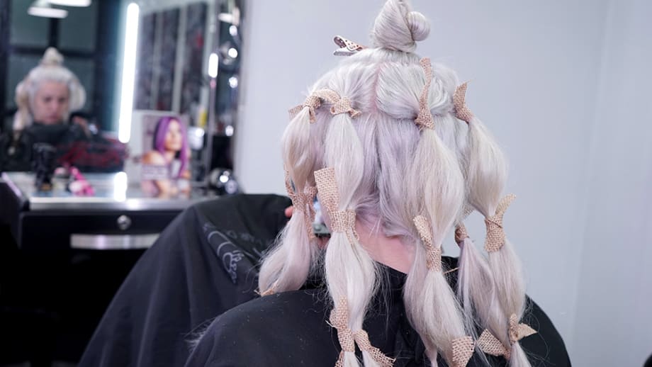 NEW TREND: Psychedelic Tie-Dye Haircolor Technique