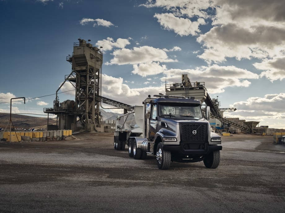 New VHD, VAH Models Complete Volvo's Product Design Overhaul  