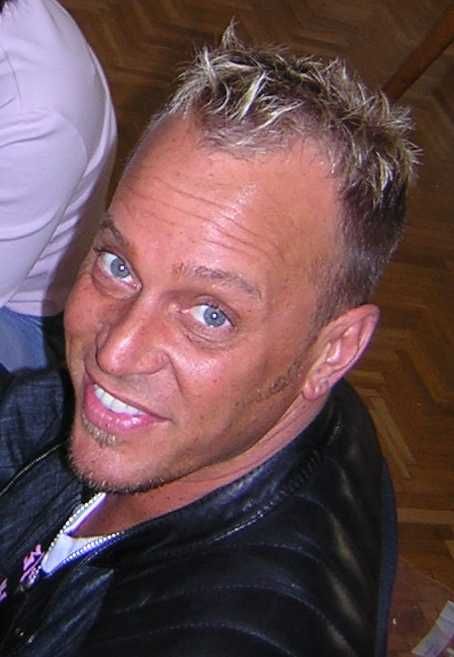 In Memory: Tom Holcomb (1966-2011)