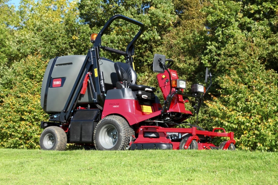 Caterpillar’s 434 Backhoe Loader Boasts Versatility