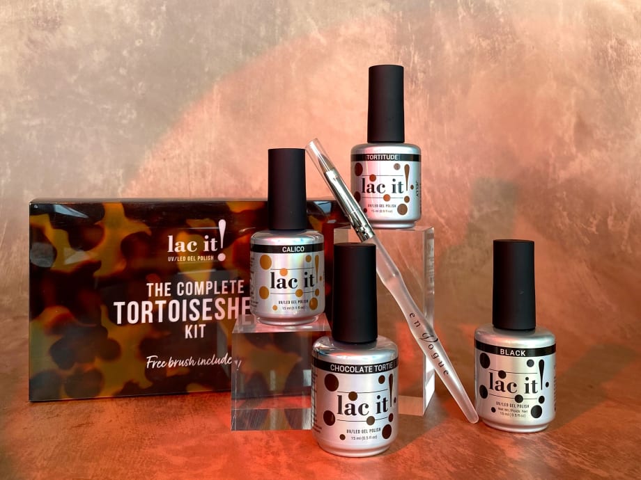 En Vogue Launches Tortoiseshell Design Kit