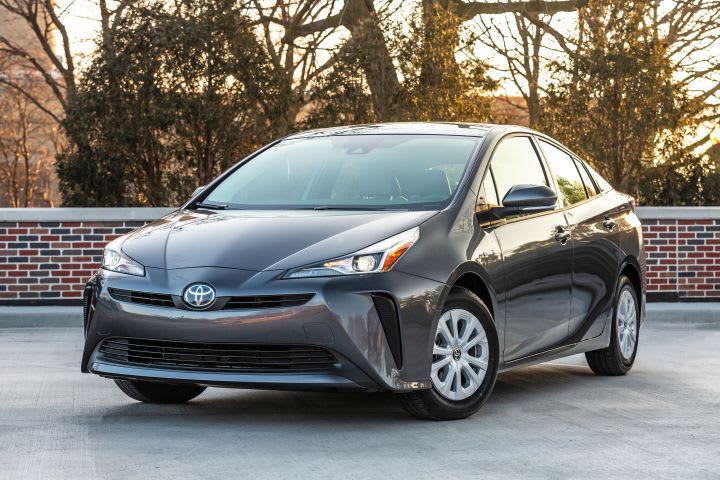 Toyota Recalls 2019 Prius for Inoperative Display
