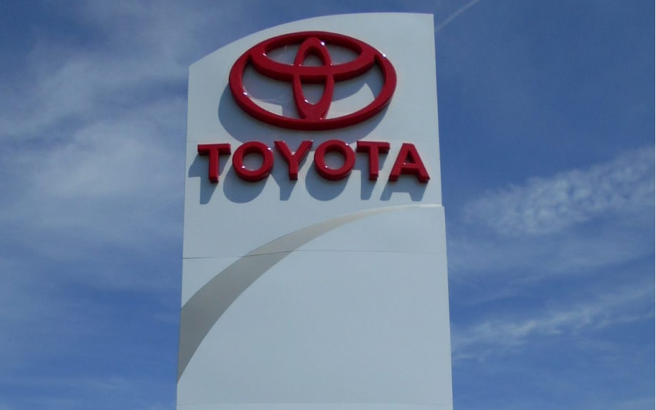 Automaker Favors Varied Auto Lineup to All EVs