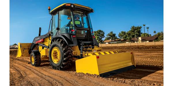 John Deere's Grade Control-Ready L-Series Tractor Loaders