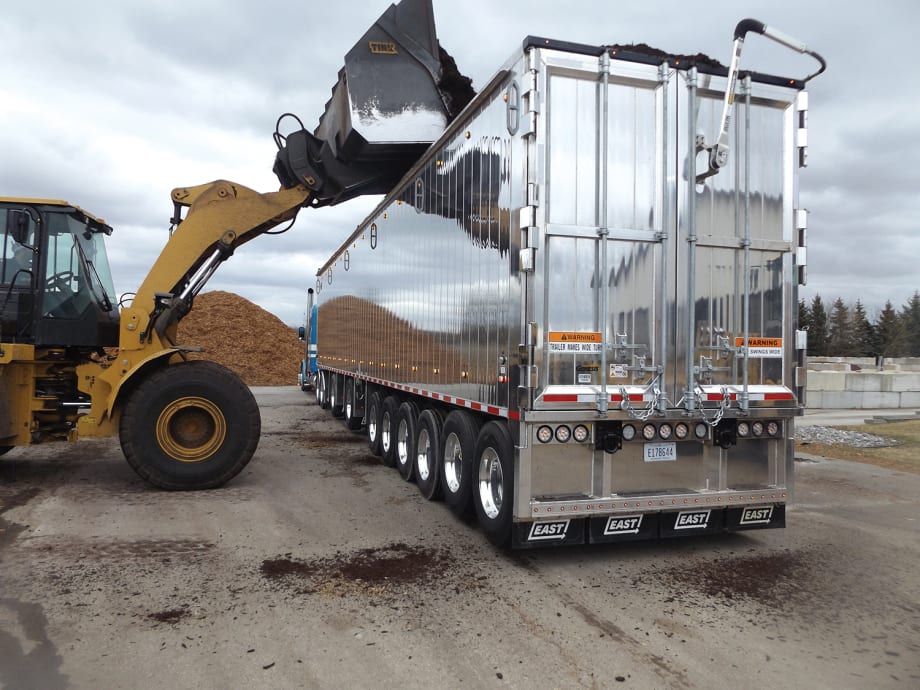 4 Ways to Customize Trailers for Your Operations