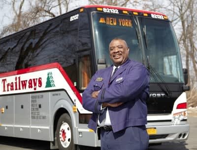 Trailways, Greyhound End Partnership After 25 Years