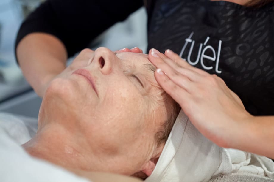 Service Spotlight: Tu'el Lift-Up Treatment