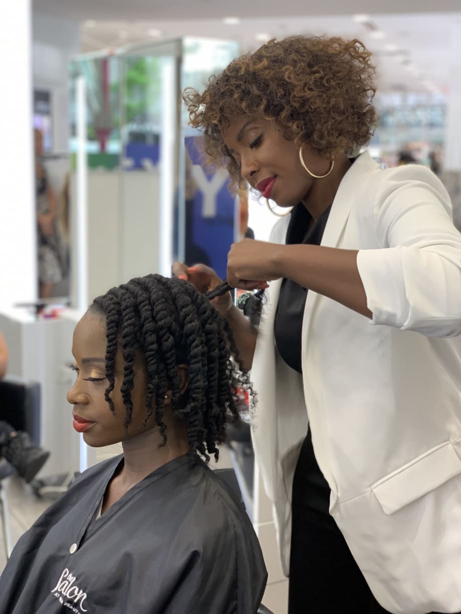 How-To: The Flat Twist For Curly Textures