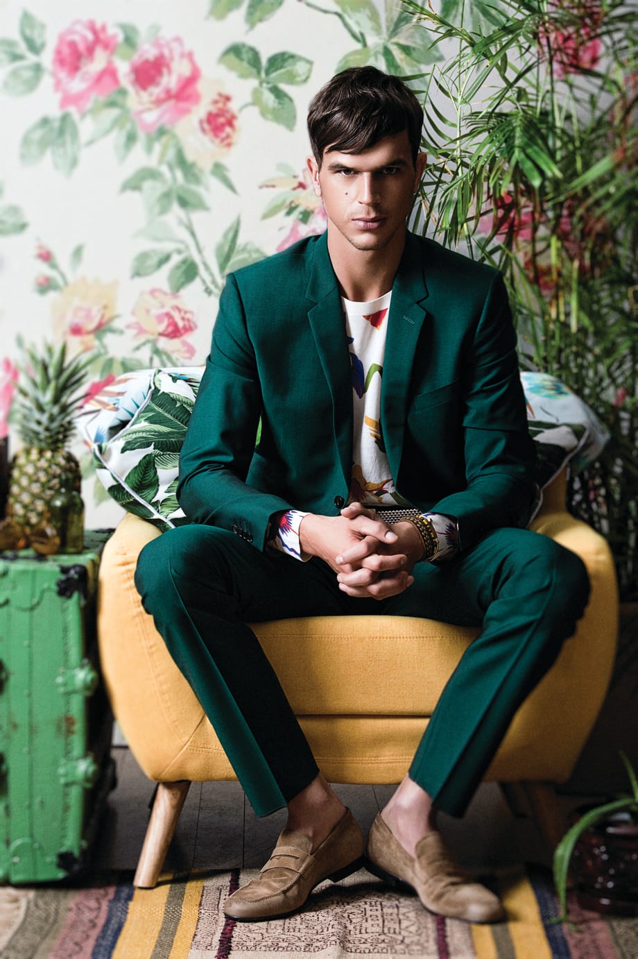 Trending Now: Men's Hair With a Frontal Focus, Fringes and Weight on the Forehead